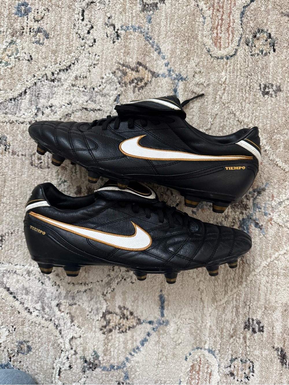 Nike Tiempo Men's Black Leather Soccer Cleats with White & Gold Accents Size 11